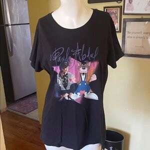 Paula Abdul Graphic Tee Opposites Attract  in Black